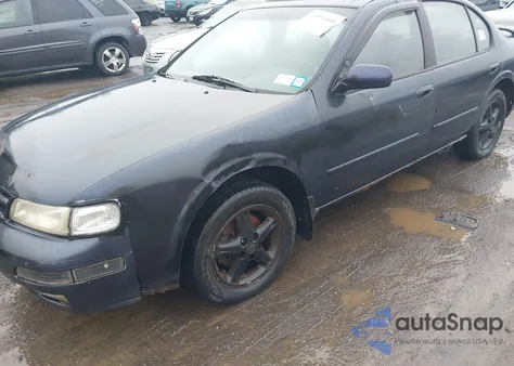 1997 Nissan Maxima Gle/Gxe/Se z USA, uszkodzony, nr VIN JN1CA21D0VM518314